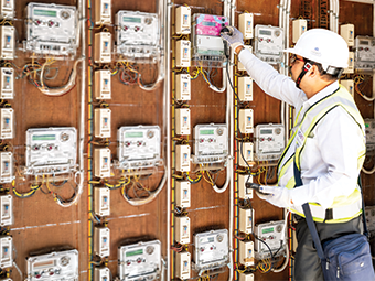 Smart meter field installation